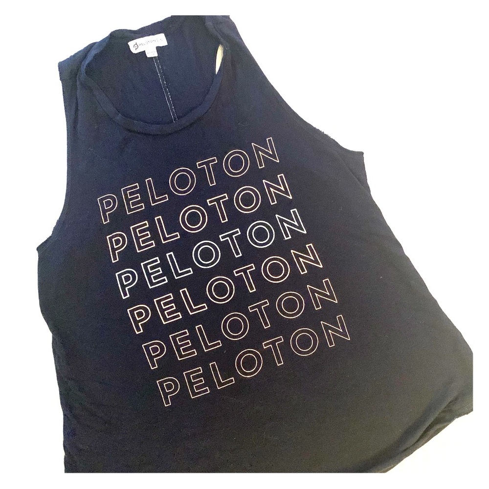 ⭐️ PELOTON ⭐️ black and gold women’s tank top